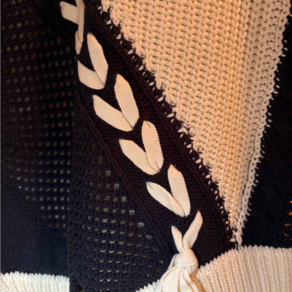 Colorblock Knit Sweater - Picture 3 of 5